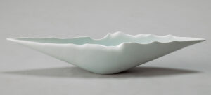 白磁花器『遥』