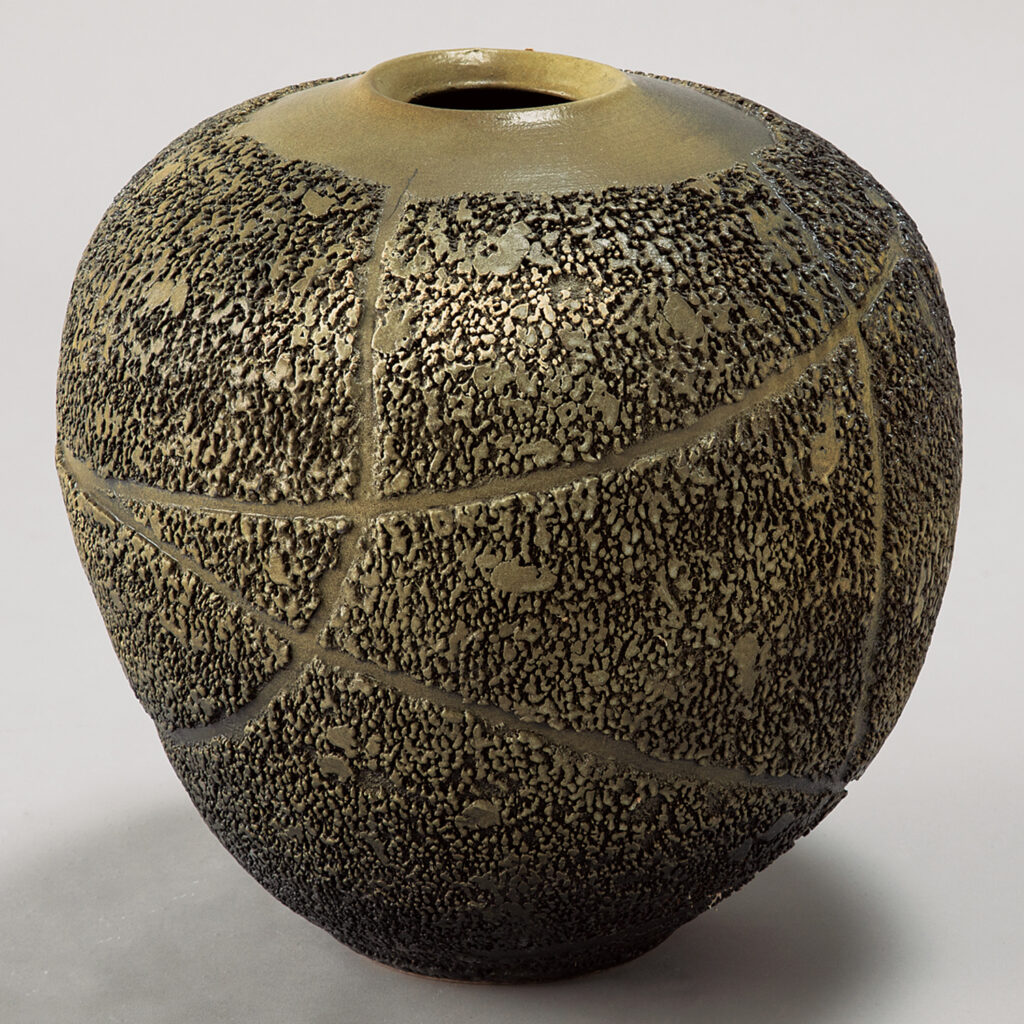 氷雪紋壺 ＝望＝