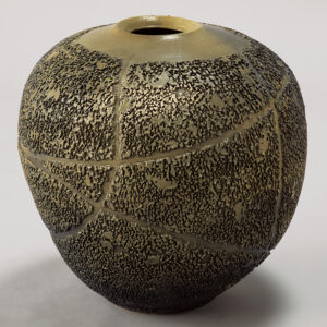 氷雪紋壺 ＝望＝